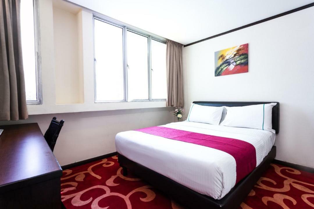 Hotel Vistaria Johor Bahru Exteriör bild